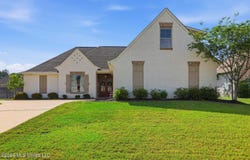 103 Catherine Boulevard, Clinton, MS 39056
