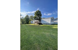 2573 Kentucky 11, Heidrick, KY 40949