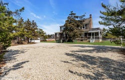 104 Mathis Place, Mantoloking, NJ 08738