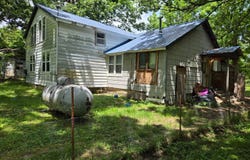 1023 Northeast 40th Road, Lamar, MO 64759