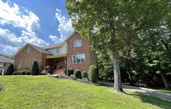 418 Woodberry Way, Winfield, WV 25213