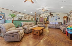 115 S 4th Street, Thomas, OK 73669