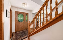 205 Woodedge Circle E, Powell, OH 43065