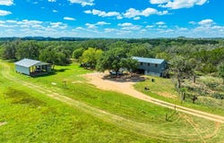 283-a Hallford Ln, Fredericksburg, TX 78624