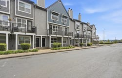 730 SE FAIRWINDS Loop, Vancouver, WA 98661