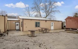 114 Russell St., Willisville, IL 62997