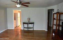 215 N 42nd Ave, Yakima, WA 98908