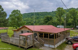 13431 New Highway 68, Tellico Plains, TN 37385