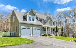 63 Clearview Drive, Richmond, RI 02892