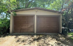 48 Tuttle St, Fall River, MA 02724