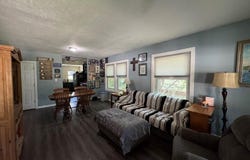 1142 N Minnesota Ave, Hastings, NE 68901