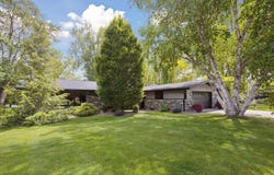 54140 Eastview Drive, Bristol, IN 46507
