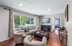 4901 76th Avenue N, Brooklyn Park, MN 55443