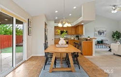 80 Cobblestone Ct, Middleton, ID 83644