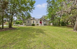 402 NW Magnolia Circle, Crystal River, FL 34428