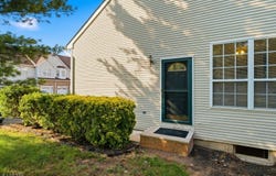 9 Gallop Ln, Franklin Twp., NJ 08873-5342