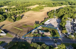 305 N VIRGINIA AVENUE, CARNEYS POINT, NJ 08069