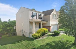 216 Lights Pointe Court, New Richmond, OH 45157