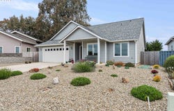 822 SPYGLASS DR, Bandon, OR 97411