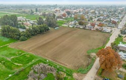 OLEANDER lot: 14, Lemoore, CA 93245
