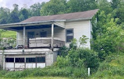406 Coalton Pumpkintown Road, Norton, WV 26257