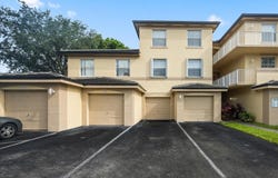 2020 Greenview Shores Boulevard, Wellington, FL 33414