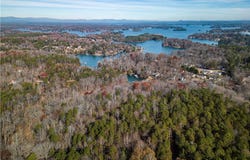 76.66 acres Frontage Road and Knollwood Drive Road unit: Keowee Interior, Seneca, SC 29678