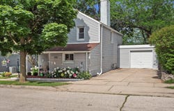 5713 Clover Ln, Greendale, WI 53129