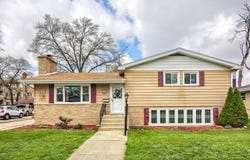 2356 183rd Place, Lansing, IL 60438