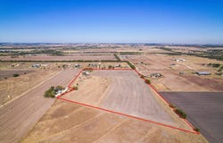 958 County Road 124, Georgetown, TX 78626