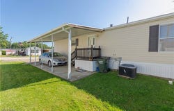 18592 Edwards Road unit: 1, Doylestown, OH 44230