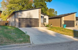 2605 N Prospect Avenue, Springfield, MO 65803