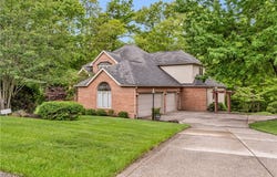 1271 Emerald Creek Drive, Broadview Heights, OH 44147