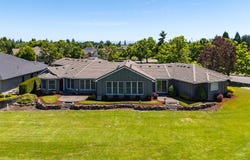 1055 TUKWILA DR, Woodburn, OR 97071