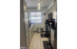 2425 ARBOR COURT, MAYS LANDING, NJ 08330