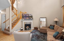 1221 Oakleaf Court, Aurora, IL 60506