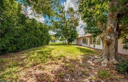 1315 SE 33rd Terrace, Cape Coral, FL 33904