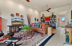 608 Avenida Villa Hermosa, Santa Fe, NM 87506