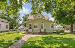 204 3rd Avenue SW, Faribault, MN 55021