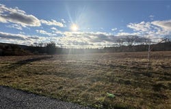 Sage Court lot: 8, Mahoning Twp, PA 18235