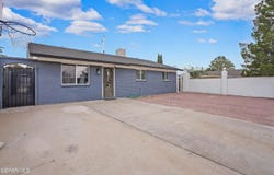 411 S 8th Street, Anthony, TX 79821