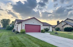 5725 Arlington Parkway, Fort Wayne, IN 46835-4305