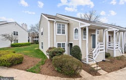 2841 YARLING COURT, FALLS CHURCH, VA 22042