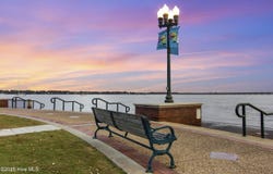 915 Elm Street, New Bern, NC 28560
