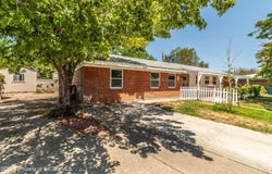 212 W SUNSET Place, Farmington, NM 87401