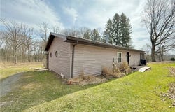 1806 Graceland Rd, Neshannock Twp, PA 16105