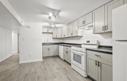 8009-8011 University Avenue, Cedar Falls, IA 50613