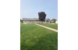 905 Rebecca Court, Independence, IA 50644