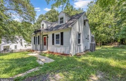 5504 EDGEWOOD DRIVE, TEMPLE HILLS, MD 20748