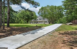 2498 Luke Edwards, Dacula, GA 30019